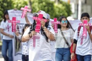 MANIFESTACIÓN FEMINICIDIOS