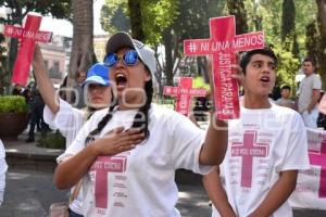 MANIFESTACIÓN FEMINICIDIOS