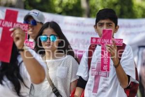 MANIFESTACIÓN FEMINICIDIOS