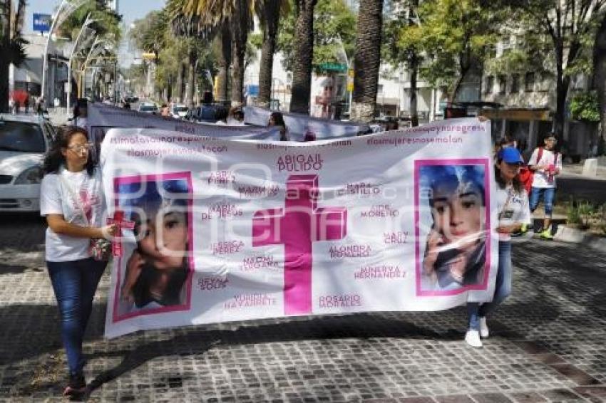 MANIFESTACIÓN FEMINICIDIOS