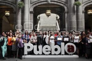 GOBIERNO MUNICIPAL . EMPRENDIMIENTO MUJERES