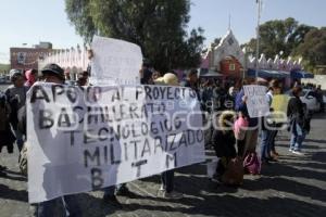 MANIFESTACIÓN ESCUELA MILITARIZADA