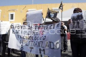 MANIFESTACIÓN ESCUELA MILITARIZADA