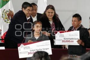 ENTREGA PASAPORTES NIÑOS BINACIONALES