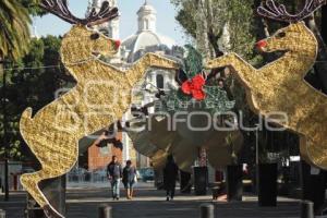 ADORNOS NAVIDEÑOS . PASEO BRAVO