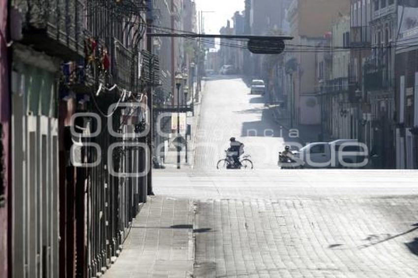 CALLES VACÍAS