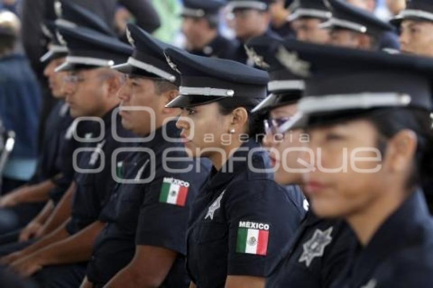 GRADUACIÓN Y EQUIPAMIENTO POLICÍA MUNICIPAL