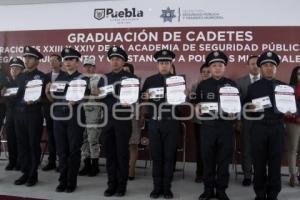 GRADUACIÓN Y EQUIPAMIENTO POLICÍA MUNICIPAL