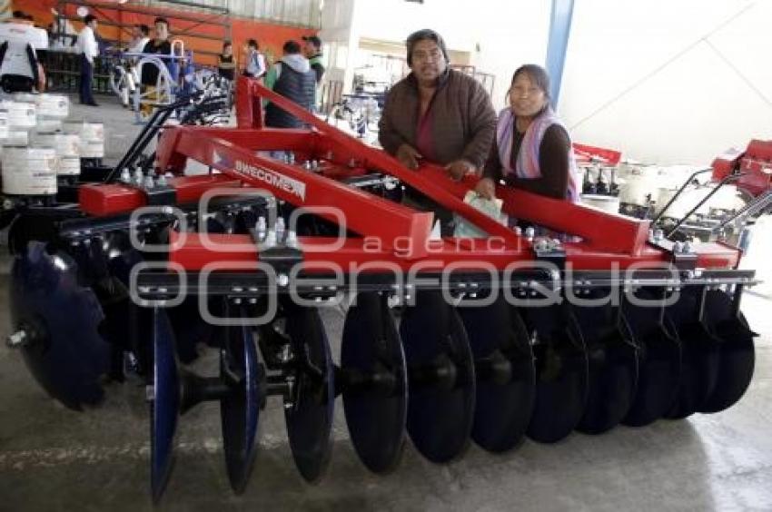 ENTREGA APOYOS CAMPO