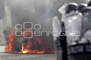 AMOZOC . PROTESTA POBLADORES