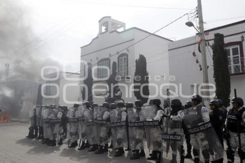 AMOZOC . PROTESTA POBLADORES