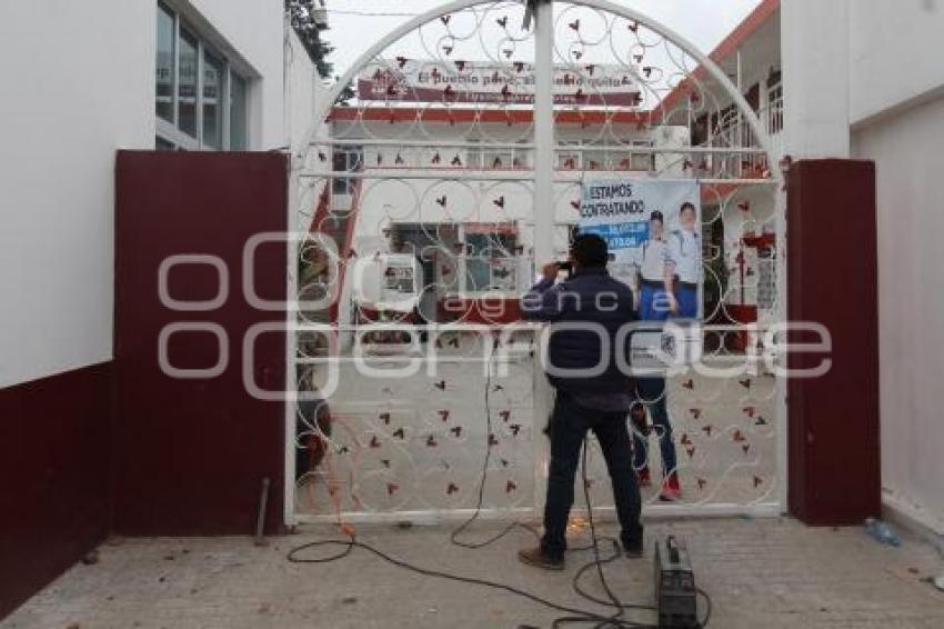 AMOZOC . PROTESTA POBLADORES