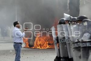 AMOZOC . PROTESTA POBLADORES