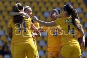 FUTBOL FEMENIL . PUEBLA VS TIGRES