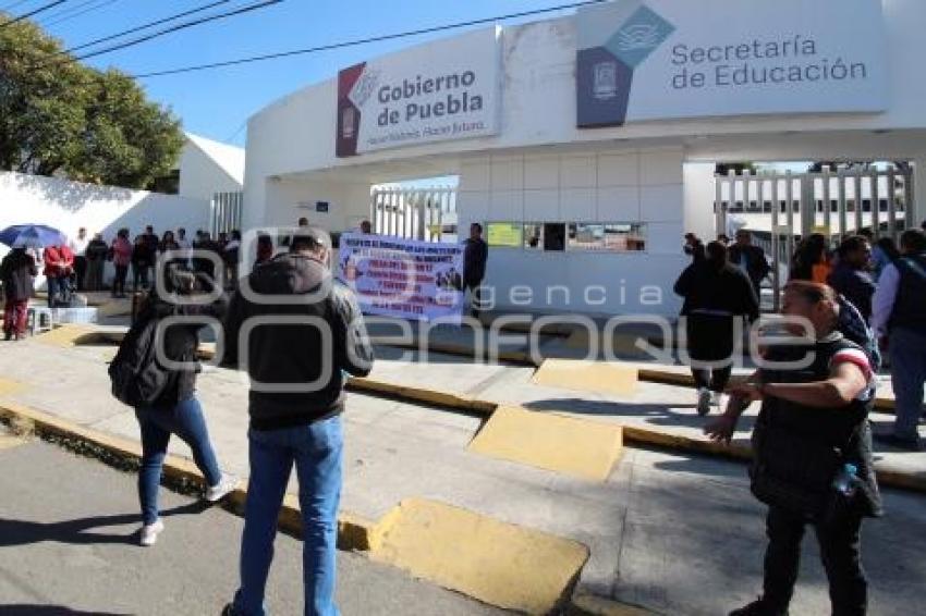 MANIFESTACIÓN SEP