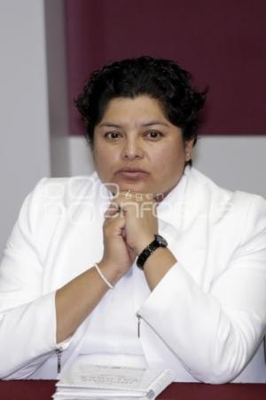 KARINA PÉREZ POPOCA