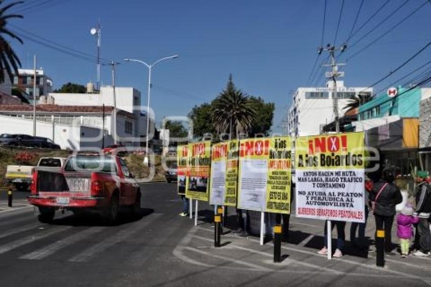 MANIFESTACIÓN BOLARDOS