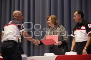 CRUZ ROJA . GRADUACIÓN TUM