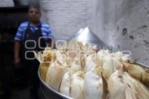 ELABORACIÓN DE TAMALES