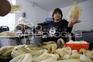 ELABORACIÓN DE TAMALES