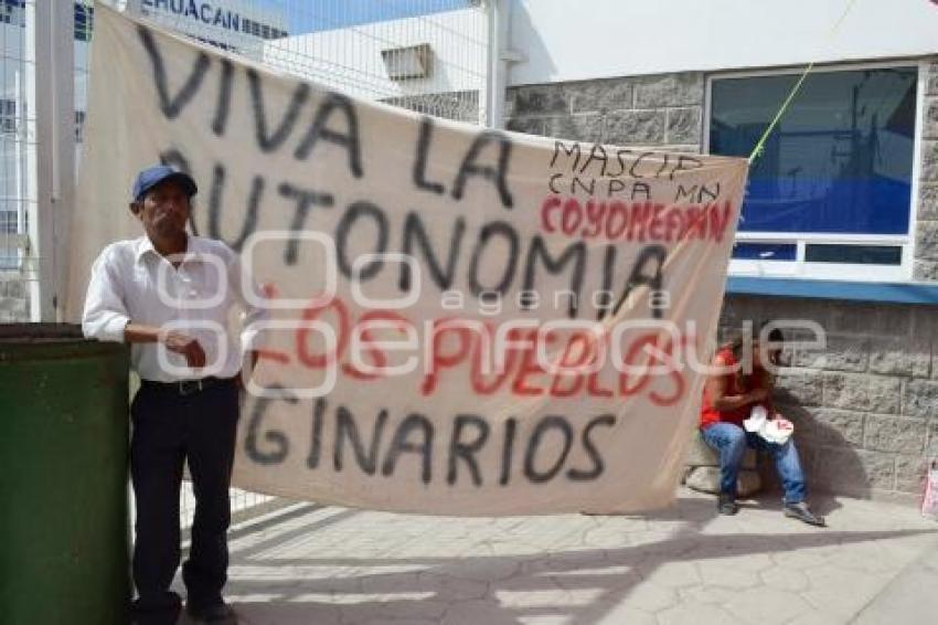 TEHUACÁN . MANIFESTACIÓN HOSPITAL