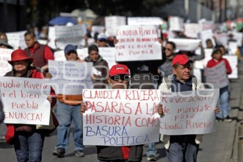 MANIFESTACIÓN CONTRA ALCALDESA