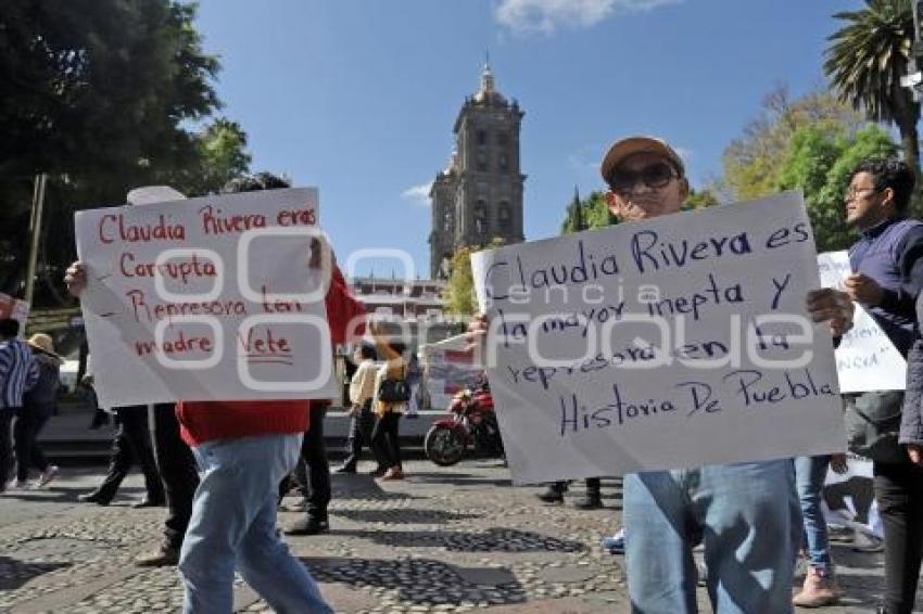 MANIFESTACIÓN CONTRA ALCALDESA