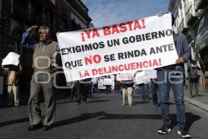 MANIFESTACIÓN CONTRA ALCALDESA