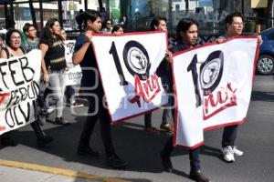 MANIFESTACIÓN FEET