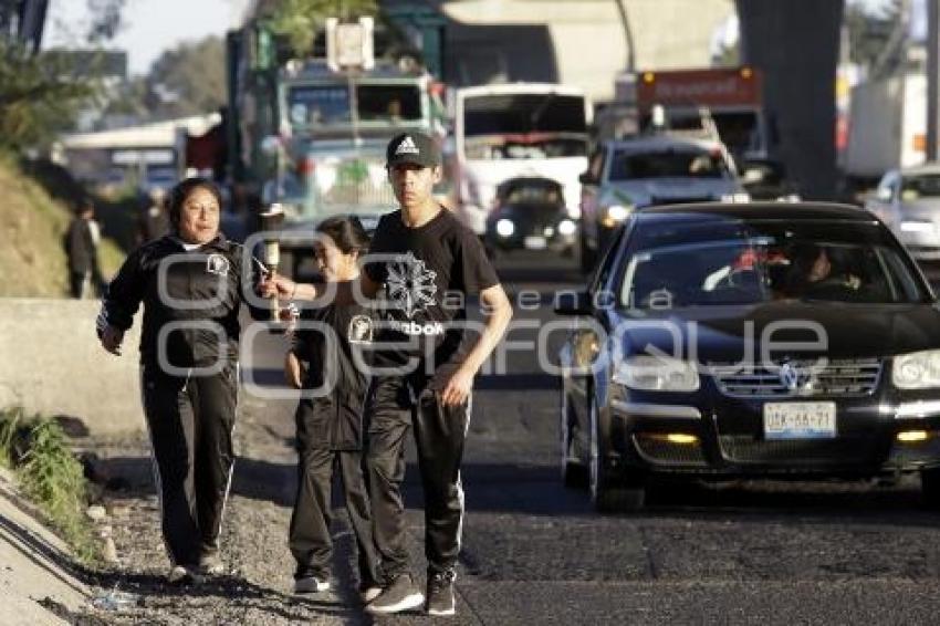 PEREGRINOS AUTOPISTA