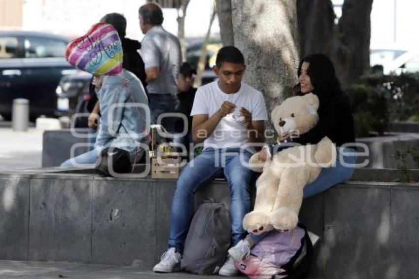 DÍA DEL AMOR Y LA AMISTAD