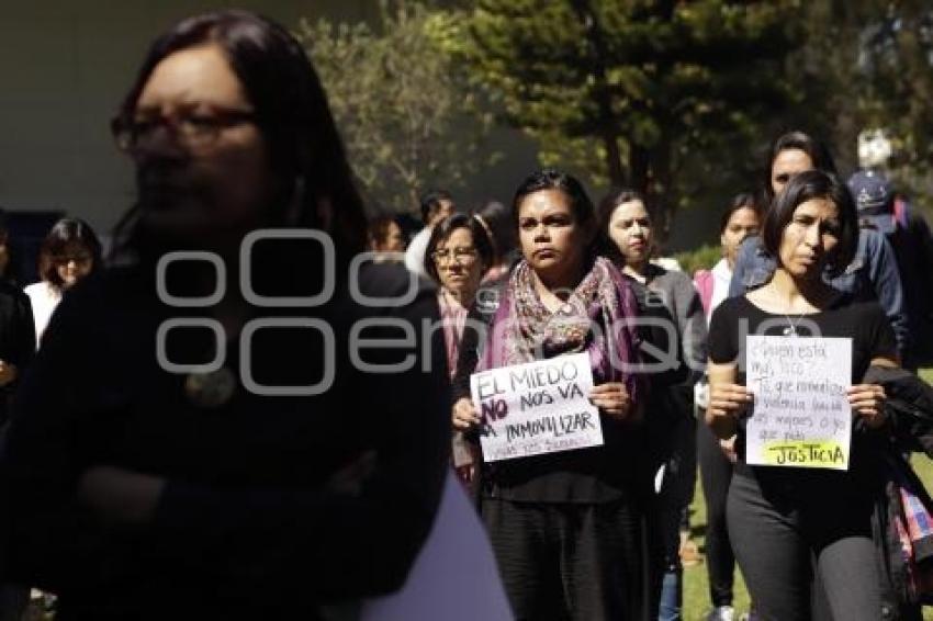 IBERO . PROTESTA FEMINICIDIOS