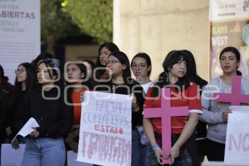 IBERO . PROTESTA FEMINICIDIOS