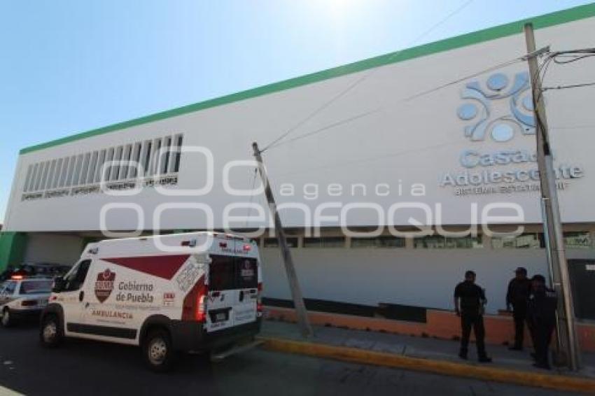 CASA DEL ADOLESCENTE . RIÑA