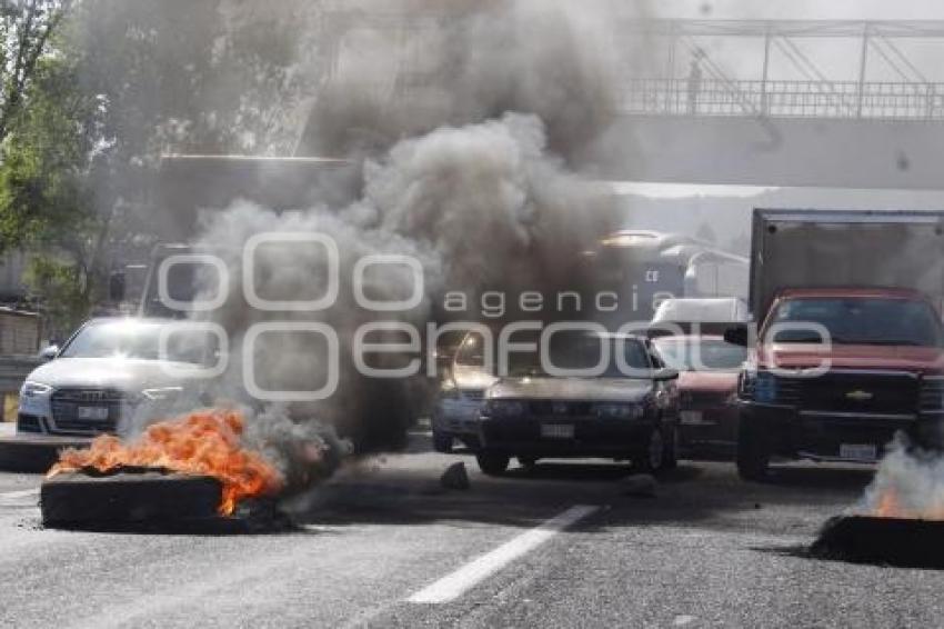 BLOQUEO AUTOPISTA