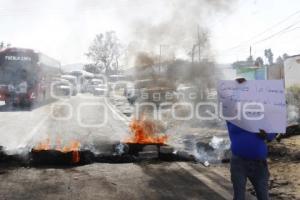 BLOQUEO CARRETERA FEDERAL