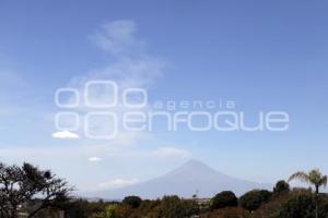 VOLCÁN POPOCATÉPETL . FUMAROLA