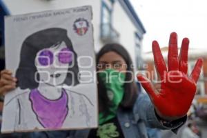 MARCHA CONTRA FEMINICIDIOS INFANTILES