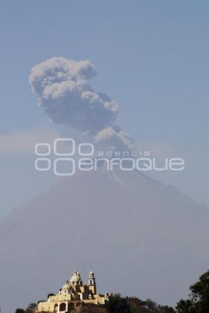 VOLCÁN POPOCATÉPETL . FUMAROLA