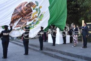 CEREMONIA DÍA DE LA BANDERA