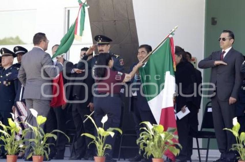 EJÉRCITO . CEREMONIA DÍA BANDERA