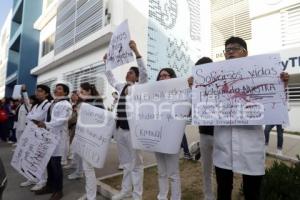 MANIFESTACIÓN ESTUDIANTES MEDICINA