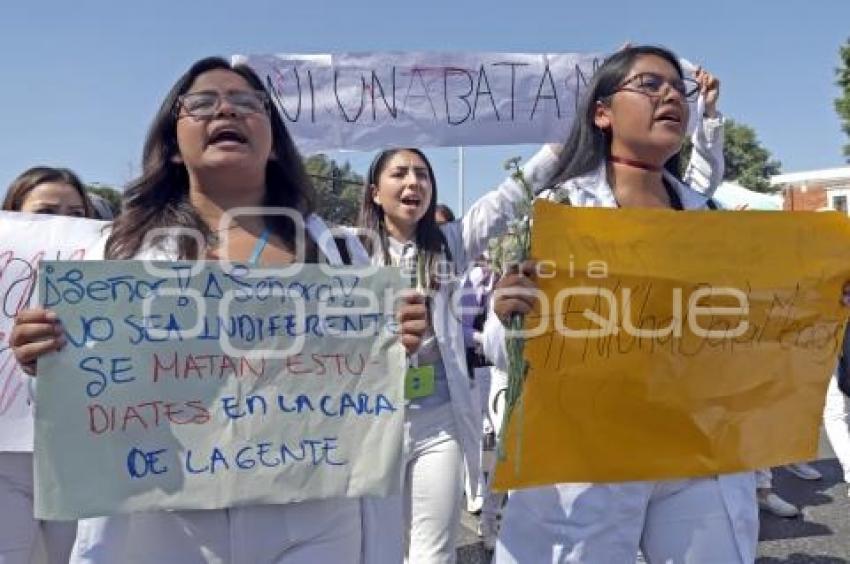 MANIFESTACIÓN ESTUDIANTES MEDICINA