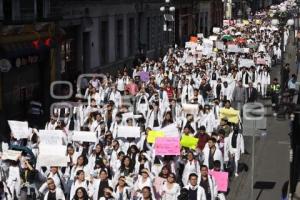 MANIFESTACIÓN ESTUDIANTES MEDICINA