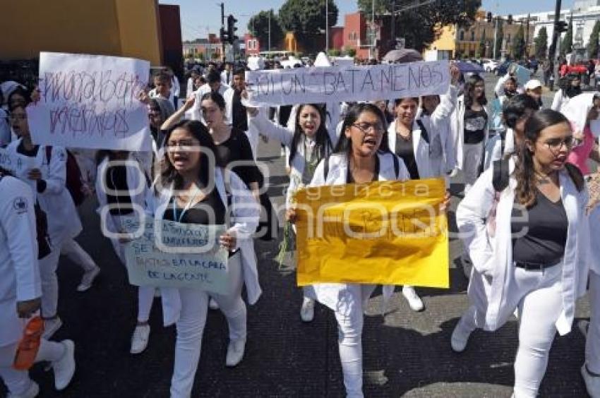 MANIFESTACIÓN ESTUDIANTES MEDICINA