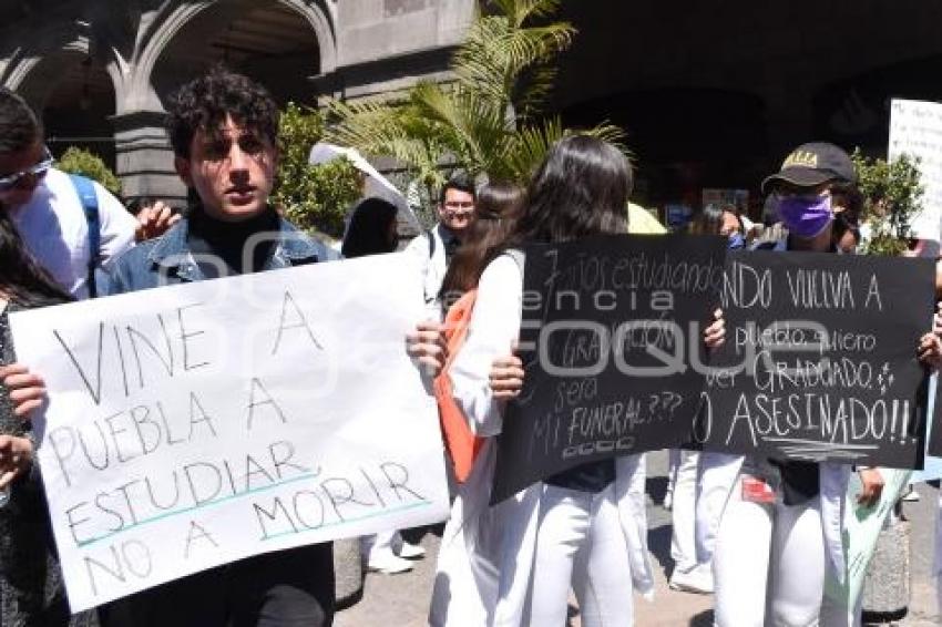 MANIFESTACIÓN ESTUDIANTES UPAEP - BUAP