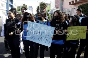 BUAP . ASAMBLEA FACULTAD MEDICINA