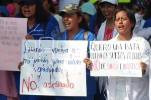 TEHUACÁN . MARCHA ESTUDIANTES