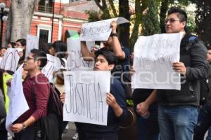 MANIFESTACIÓN ESTUDIANTES BUAP