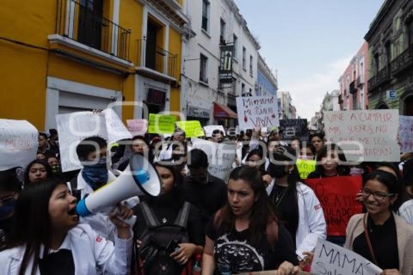 MANIFESTACIÓN ESTUDIANTES UPAEP